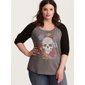 Torrid Skull Raglan Tee Shirt Top Size 3 (3X)